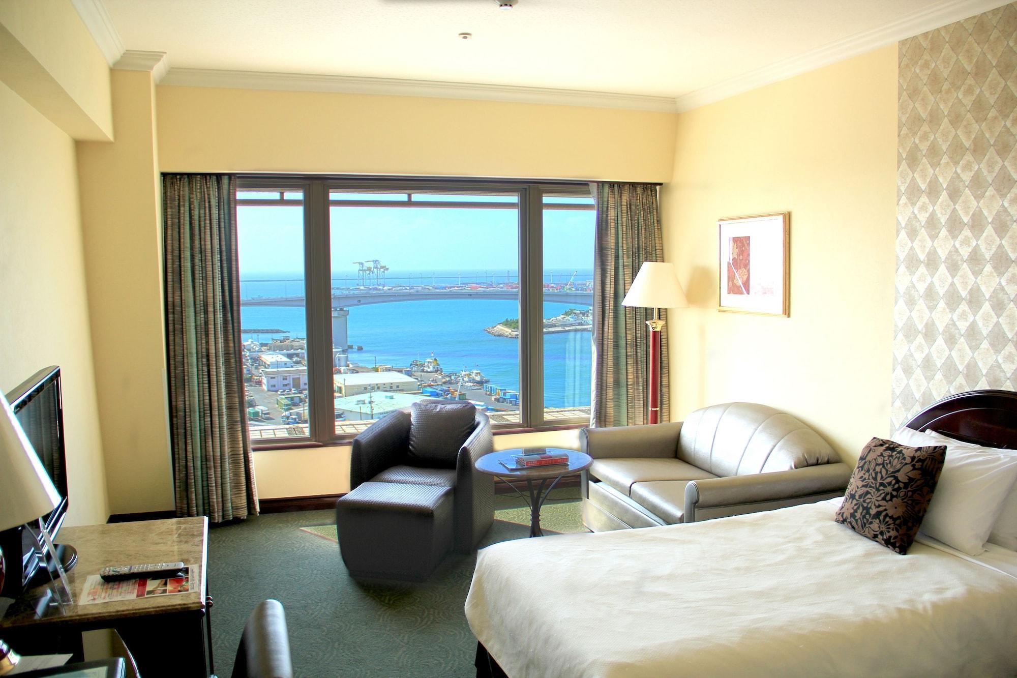 Okinawa Kariyushi Urban Resort Νάχα Εξωτερικό φωτογραφία